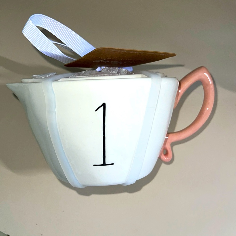 Rae Dunn Disney Tinkerbell Measuring Cups